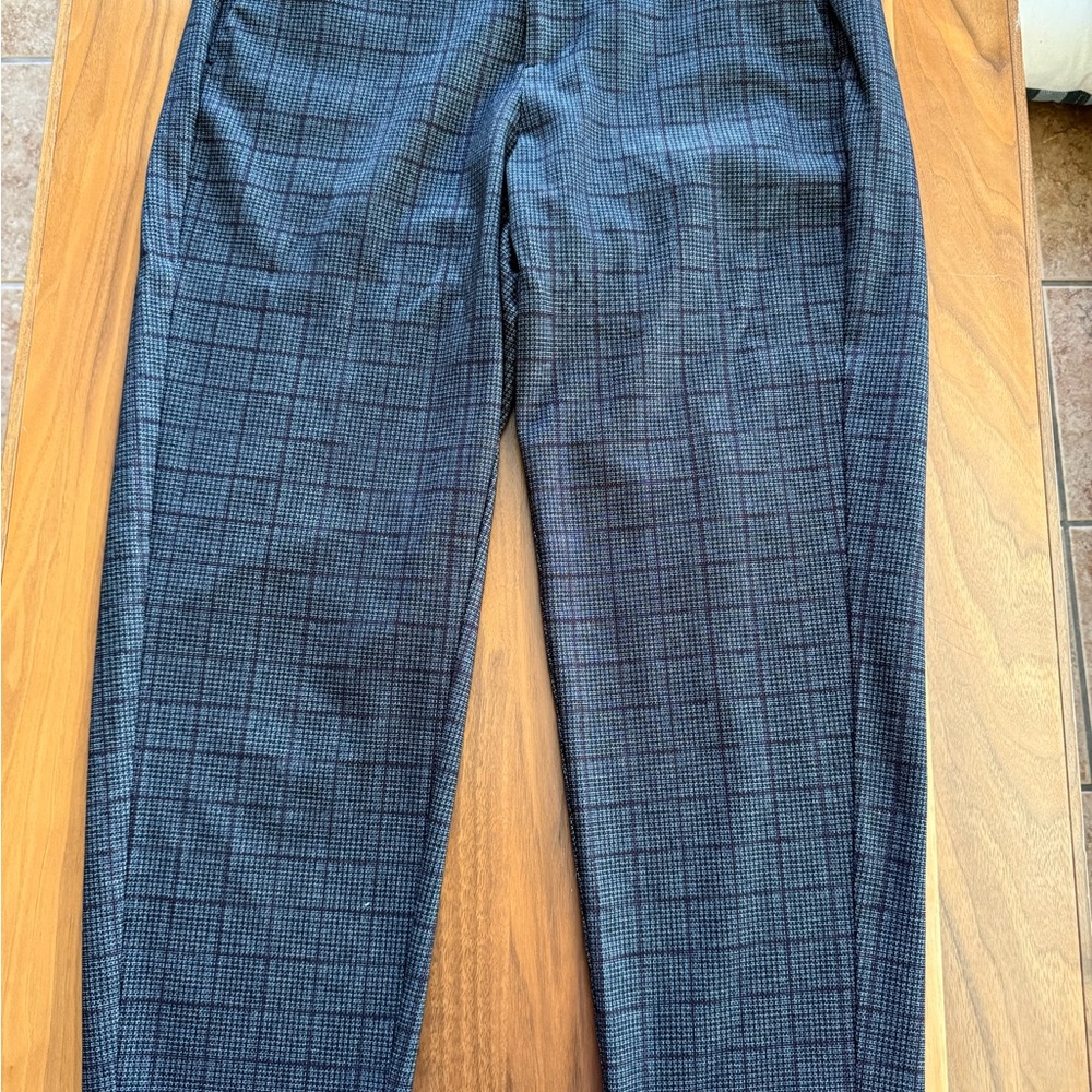 Liverpool Women's Gray Checkered Trousers